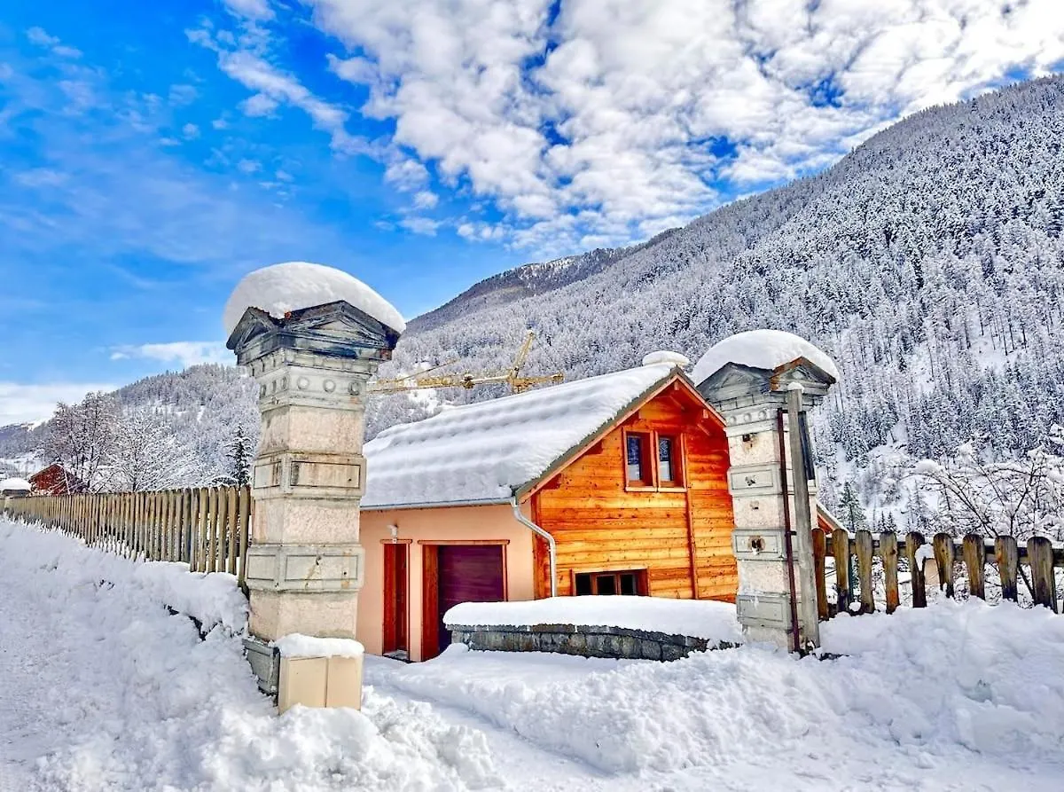 Casa-Bruno Family Chalet Queyras 7P Aiguilles 0*,  France